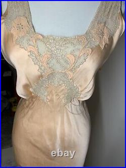 1920-30`s Peach Silk Bias cut Slip Dress / Negligee Lace Night Gown Peignoir