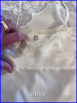 1940's Ivory Slip with Beige Alencon Lace Trim W French Antique Bows 32