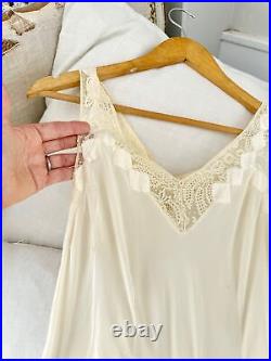 AMAZING Rare Deco collection 1920's French white silk slip lingerie woman's sma