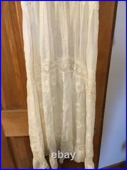 ANTIQUE VICTORIAN mid 1800s STRAWBERRY PRINTED DRESS with ANTIQUE WHITE SLIP