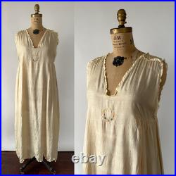 Antique 1920s Beige Silk Slip Dress Lingerie Chemise Night Gown Embroidered S M