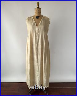 Antique 1920s Beige Silk Slip Dress Lingerie Chemise Night Gown Embroidered S M