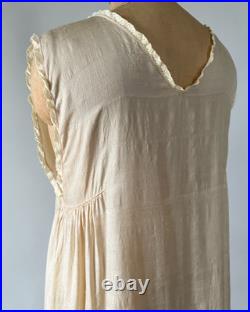 Antique 1920s Beige Silk Slip Dress Lingerie Chemise Night Gown Embroidered S M