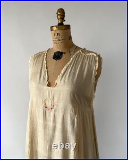 Antique 1920s Beige Silk Slip Dress Lingerie Chemise Night Gown Embroidered S M