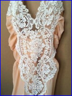 Beautiful Antique Lace And Silk Chiffon Peach Red Carpet Slip V/G Condition