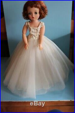 Beautiful Vintage Tagged Madame Alexander Cissy 1957 Bride Dress & Slip No Doll