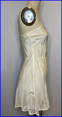 Betsey Johnson Floral Vintage lace Dress with matching slip Cream size 2 New