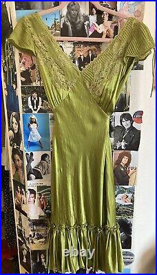 Betsy johnson Size 6 Vintage Green Silk Dress RARE