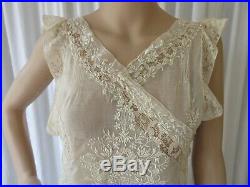 EXQUISITE ANTIQUE 1920's EMBROIDERED LAWN & MIXED FRENCH LACE SLIP DRESS S/M
