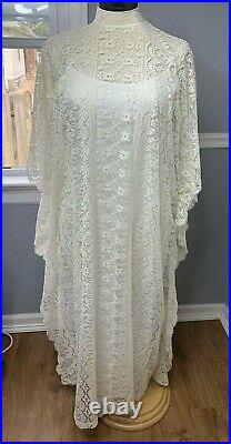 Elegant Vtg White Lace Hostess Caftan Butterfly Sleeve Maxi Dress w Slip 60's