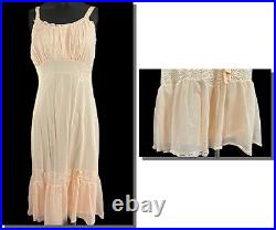 Fabulous Peach Nylon Dress Slip w Appliqués & Flouncy Chiffon Hem 36