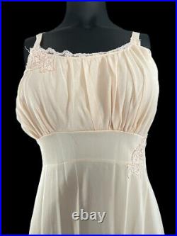 Fabulous Peach Nylon Dress Slip w Appliqués & Flouncy Chiffon Hem 36