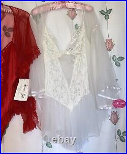 GORGEOUS VINTAGE VOLUP Mixed Era 60s-70s NWT/UNFLAWED Nylon Slip Lingerie Lot