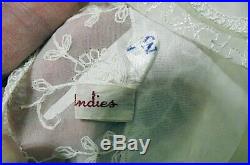 INCREDIBLE Vtg 50s Anne Undies Womens Fully Embroidered Full Slip Nylon 34 Dress