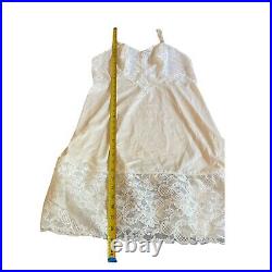 Lace Vanity Fair Ivory Nylon Tricot Half Length Slip Dress 36 ORIGINAL TAG VTG