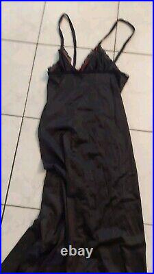 Ladies Black Vintage 1980's intimates Slip dress lingerie Lace Details Sz. XS-S