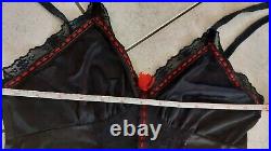 Ladies Black Vintage 1980's intimates Slip dress lingerie Lace Details Sz. XS-S