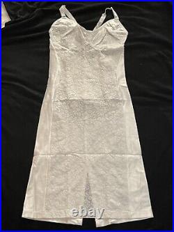 NOS Vtg 40C Tight SATIN Lace Bra Full Slip Dress Open Bottom Girdle Spandex XL