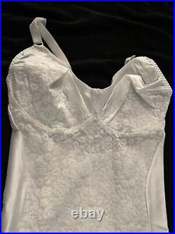 NOS Vtg 40C Tight SATIN Lace Bra Full Slip Dress Open Bottom Girdle Spandex XL