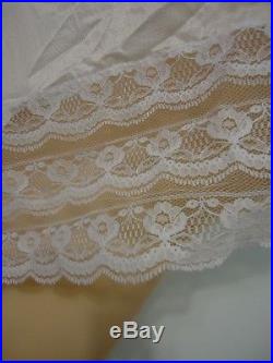 NOS sz 60 WEDDING Snow White 100% Nylon Vtg Full Slip Dress 4 Lace US Made NWT