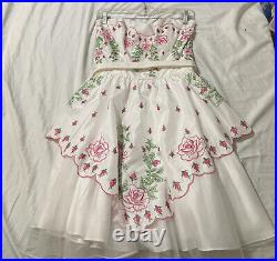 NWT Betsey Johnson Vintage Size 8 tulle Dress Floral Embroidery White Pink t