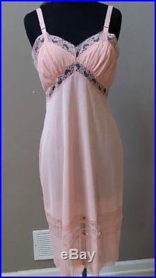 NWT vtg 40's 50's Corsage fancy bombshell nylon pink full slip dress