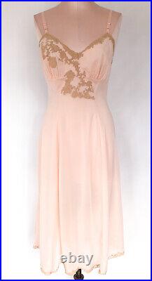 Pink lace slip dress silky nylon size 32 lingerie, lounge mint vintage Colura