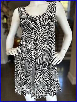 RETIREMENT SALE Vintage Versus by Gianni Versace Op Art Pattern Babydoll Dress