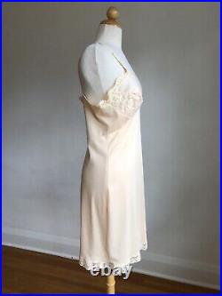 STUNNING VTG GOSSARD ARTEMIS Peach Nylon & Lace Full-slip Dress Lingerie SZ 36