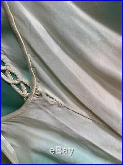 VINTAGE BEST & CO NY BLUE/IVORY SATIN SLIP DRESS WithSOUTACH TRIM SZ XS 1940'S