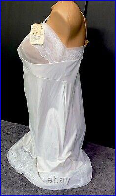 VINTAGE SLIP Chemise LINGERIE SILKY WHITE nylon chiffon VANITY FAIR sz 38 9#B1