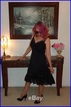 VTG 36/38 Van Raalte Opaquelon Black Feminine Nylon Lace Pleat Full Dress Slip