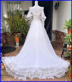 VTG Gunne Style White Victorian Illusion Neckline Wedding Dress with Train, Slip S