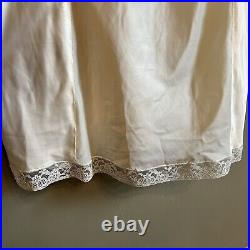 VTG NOS Barbizon Nylon Satin Sylfaire White Full Slip Lace Prim Belle Sz 42 NEW