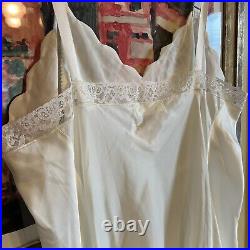 VTG NOS Barbizon Nylon Satin Sylfaire White Full Slip Lace Prim Belle Sz 42 NEW