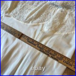 VTG NOS Barbizon Nylon Satin Sylfaire White Full Slip Lace Prim Belle Sz 42 NEW