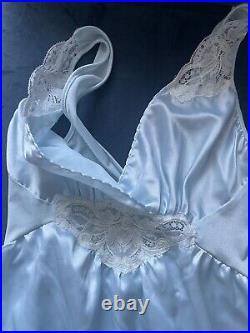 VTG Olga Designer Collection Gold Label Nightgown Gown Satin Lace Blue 92195