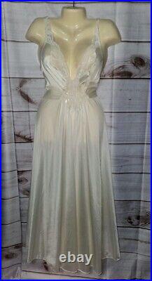 VTG Olga M Satin Night Gown Dress Lace Nylon LONG Full Sweep Negligee 92270