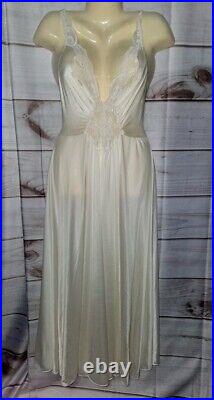 VTG Olga M Satin Night Gown Dress Lace Nylon LONG Full Sweep Negligee 92270