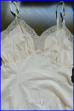 VTG Van Raalte Light Pink lace taffeta Nylon Philmy sz 32 Slip Gown Lingerie