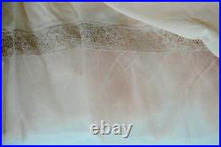 VTG Van Raalte Light Pink lace taffeta Nylon Philmy sz 32 Slip Gown Lingerie