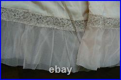 VTG Van Raalte Light Pink lace taffeta Nylon Philmy sz 32 Slip Gown Lingerie