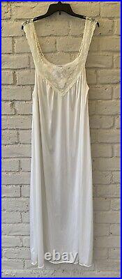 VTG Vanity Fair Nylon Nightgown Peignoir Set Slip XXL Lace Ivory Lingerie Robe