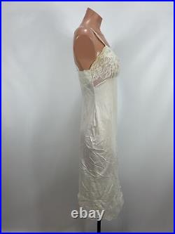 Van Raalte 32 A VTG Dress Slip Gown Small Satin Suavette Slinky Lace Trim USA