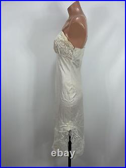 Van Raalte 32 A VTG Dress Slip Gown Small Satin Suavette Slinky Lace Trim USA