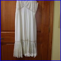 Van Raalte Opaquelon Vintage Off White Lace Pleated Slip Dress LG 7864