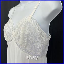 Vanity Fair Size 34 Accordion Pleated Lace Slip Dress Nylon White Vtg Grannycore