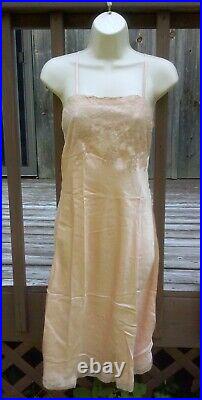 Vintage 1920s-30s Peach Silk Lace Bias Negligee Lingerie Nightgown Slip Dress