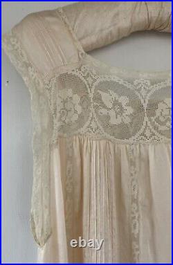 Vintage 1920s Mandel Bros Art Deco Flapper Silk Lace Crochet Slip Dress