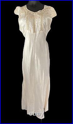 Vintage 1930s 1940s Rayon Satin Gown Light Pink Gorgeous Lace Stunning 36 38
